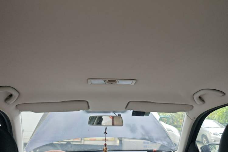 Used Volkswagen Lavida 2013 Revised Classic 1.6L Automatic Fashion Edition Headliner