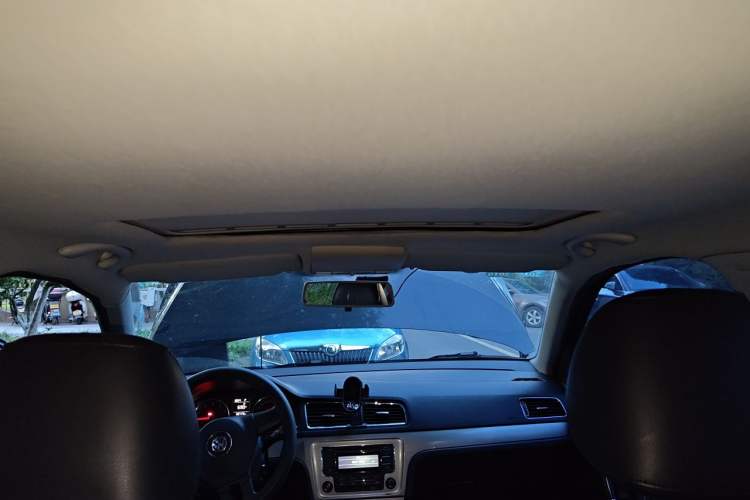 Used Volkswagen Lavida 2013 Restyled Classic 1.6L Automatic Comfort Edition Headliner