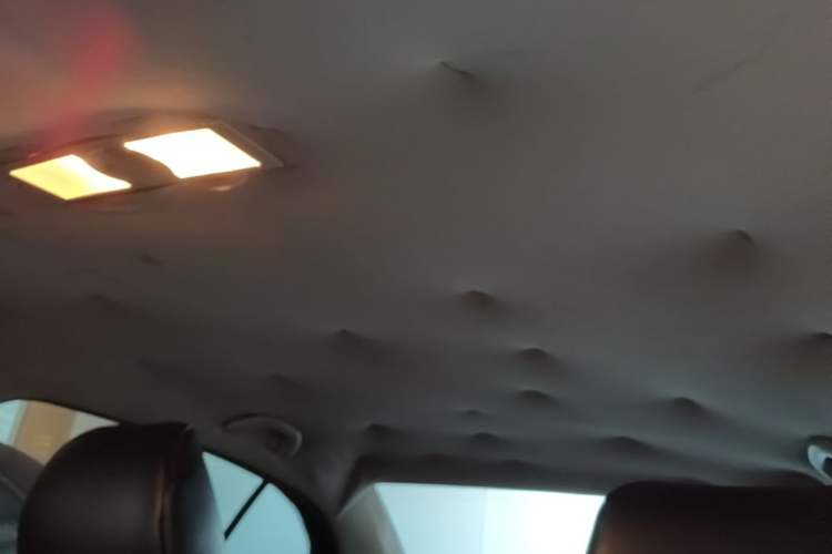 Used Volkswagen Lavida 2013 Revised Classic 1.6L Automatic Fashion Edition Headliner