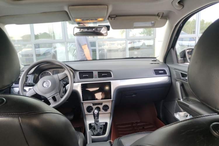 Used Volkswagen Lavida 2013 Restyled Classic 1.6L Automatic Comfort Edition Headliner