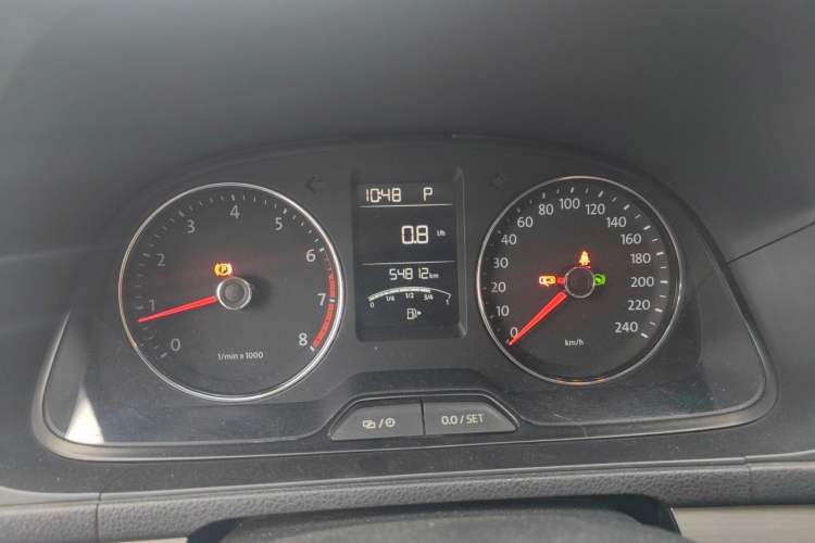 Used Volkswagen Lavida 2013 Restyled Classic 1.6L Automatic Comfort Edition Instrument Cluster
