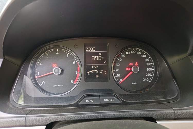 Used Volkswagen Lavida 2013 Revised Classic 1.6L Manual Fashion Edition Instrument Cluster