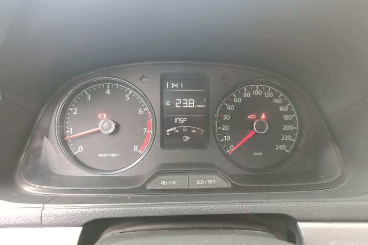 Used Volkswagen Lavida 2013 Revised Classic 1.6L Manual Fashion Edition Instrument Cluster