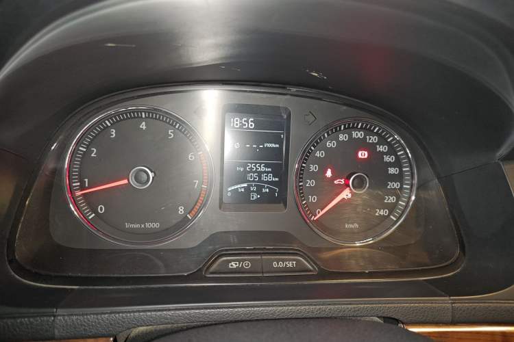 Used Volkswagen Lavida 2013 1.4TSI Manual Comfort Edition Instrument Cluster