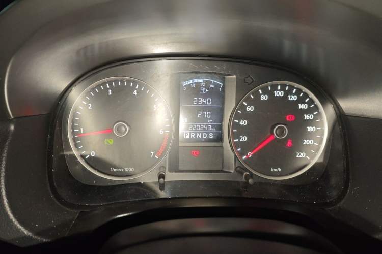 Used Volkswagen Lavida 2013 Classic 1.6L Automatic Fashion Edition Instrument Cluster