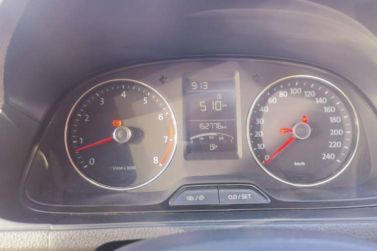 Used Volkswagen Lavida 2013 Revised Version 1.4 TSI Manual Luxury Edition Instrument Cluster