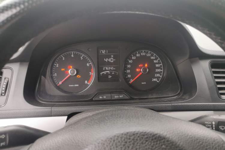 Used Volkswagen Lavida 2013 Revised Classic 1.6L Manual Fashion Edition Instrument Cluster