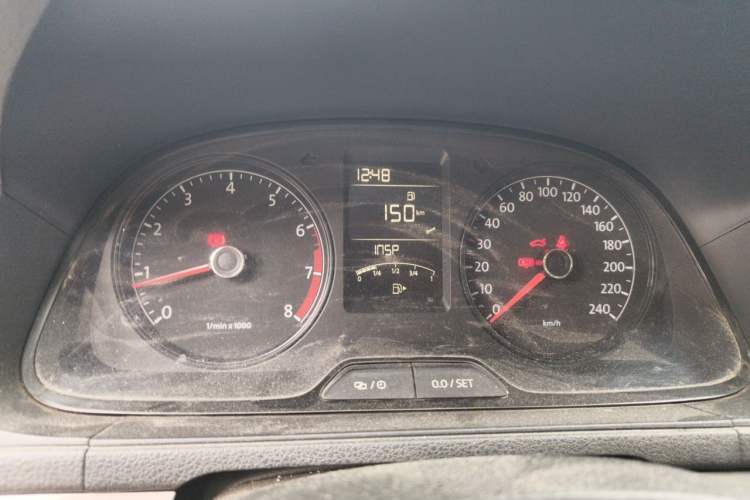 Used Volkswagen Lavida 2013 Revised Classic 1.6L Manual Fashion Edition Instrument Cluster