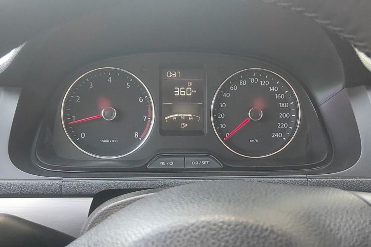 Used Volkswagen Lavida 2013 Restyled Classic 1.6L Manual Comfort Edition Instrument Cluster