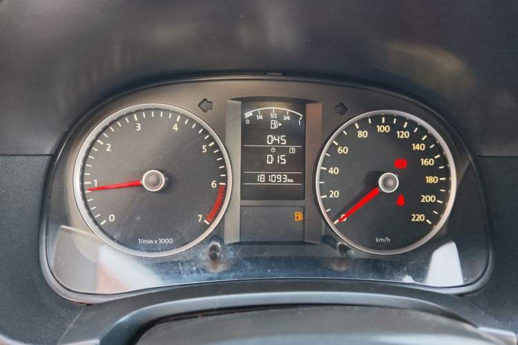 Used Volkswagen Lavida 2013 Classic 1.6L Manual Fashion Edition Instrument Cluster