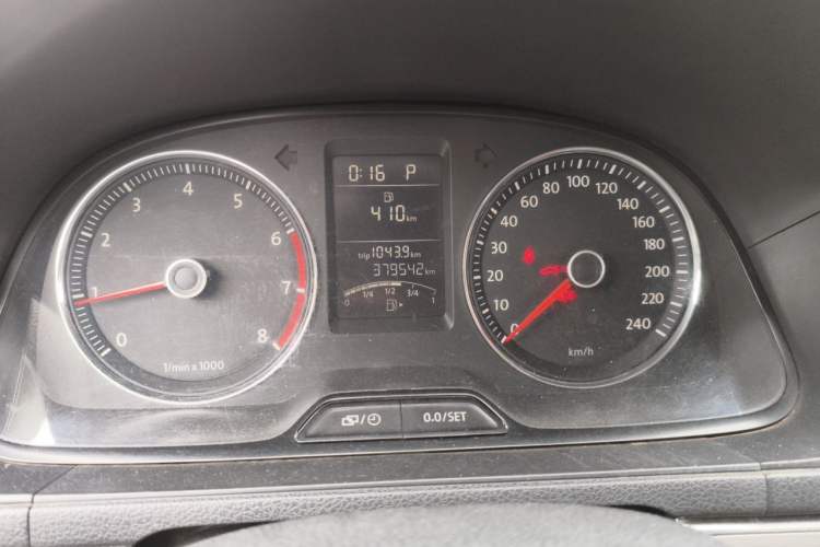 Used Volkswagen Lavida 2013 1.4 TSI DSG Luxury Navigation Edition Instrument Cluster