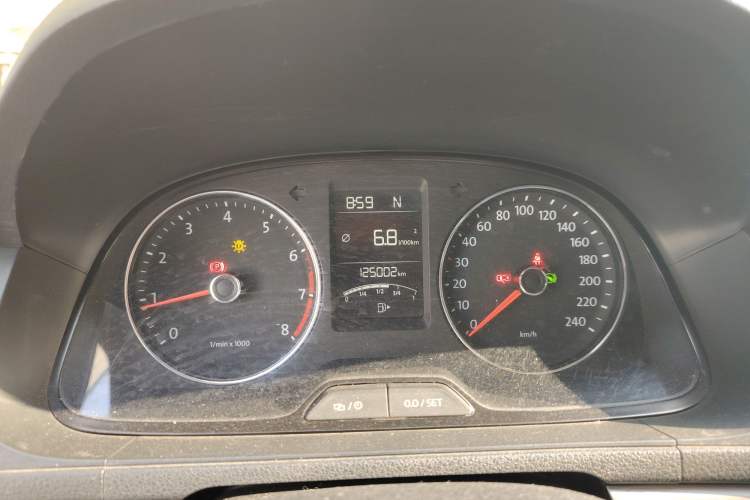 Used Volkswagen Lavida 2013 Restyled Classic 1.6L Automatic Comfort Edition Instrument Cluster