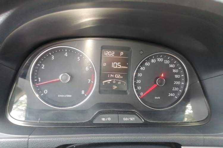Used Volkswagen Lavida 2013 Restyled Classic 1.6L Automatic Comfort Edition Instrument Cluster