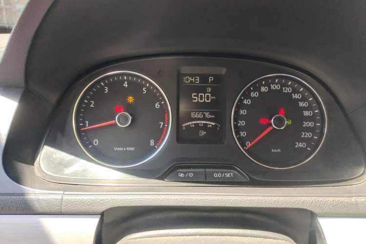 Used Volkswagen Lavida 2013 Restyled Classic 1.6L Automatic Comfort Edition Instrument Cluster