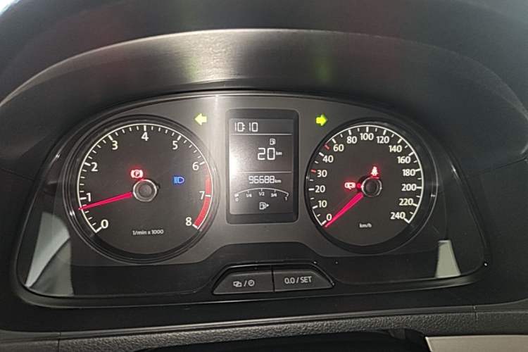 Used Volkswagen Lavida 2013 Revised Classic 1.6L Manual Fashion Edition Instrument Cluster