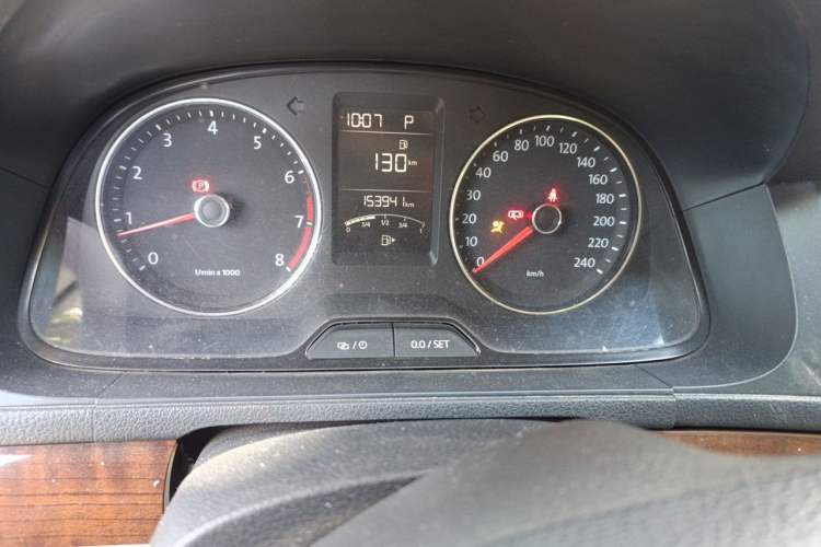 Used Volkswagen Lavida 2013 Restyled Classic 1.6L Automatic Comfort Edition Instrument Cluster