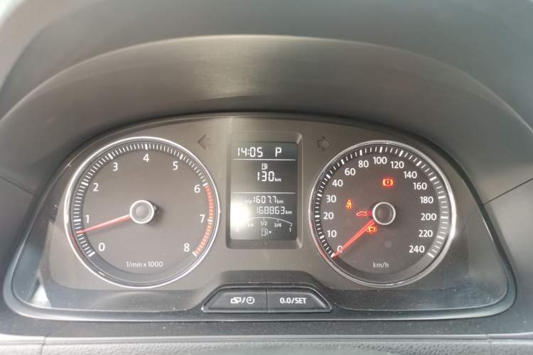 Used Volkswagen Lavida 2013 1.4TSI DSG Comfort Edition Instrument Cluster