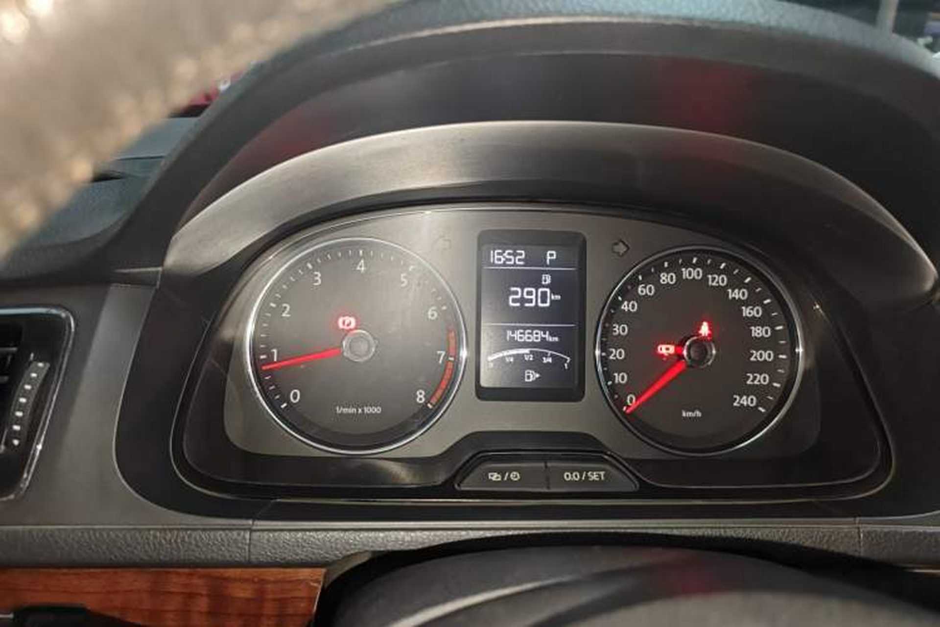 Used Volkswagen Lavida 2013 Revised Version 1.4 TSI DSG Comfort Edition Instrument Cluster