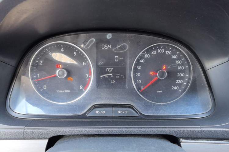 Used Volkswagen Lavida 2013 Restyled Classic 1.6L Automatic Comfort Edition Instrument Cluster