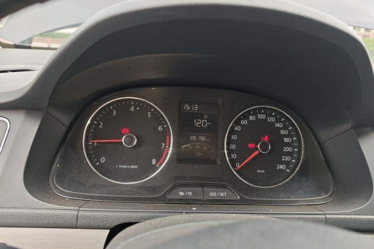 Used Volkswagen Lavida 2013 Restyled Classic 1.6L Manual Comfort Edition Instrument Cluster