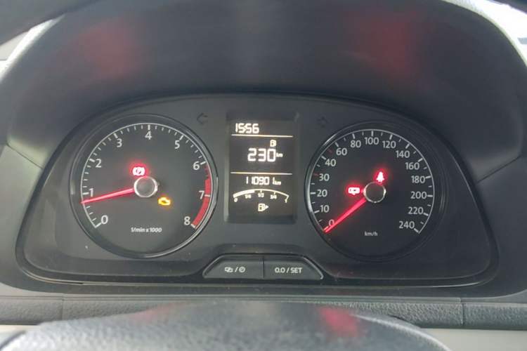 Used Volkswagen Lavida 2013 Revised Classic 1.6L Manual Fashion Edition Instrument Cluster