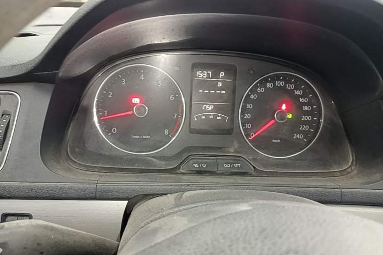 Used Volkswagen Lavida 2013 Restyled Classic 1.6L Automatic Comfort Edition Instrument Cluster