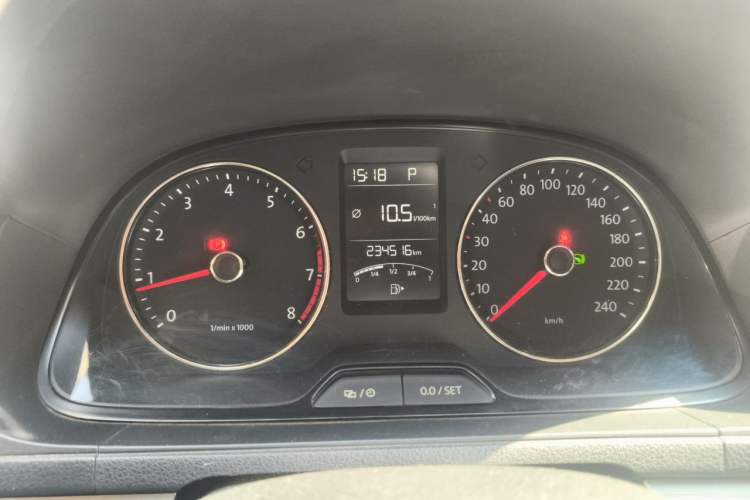 Used Volkswagen Lavida 2013 Restyled Classic 1.6L Automatic Comfort Edition Instrument Cluster