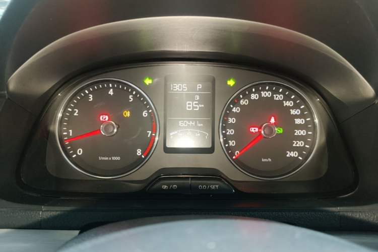 Used Volkswagen Lavida 2013 Revised Version 1.4 TSI DSG Comfort Edition Instrument Cluster