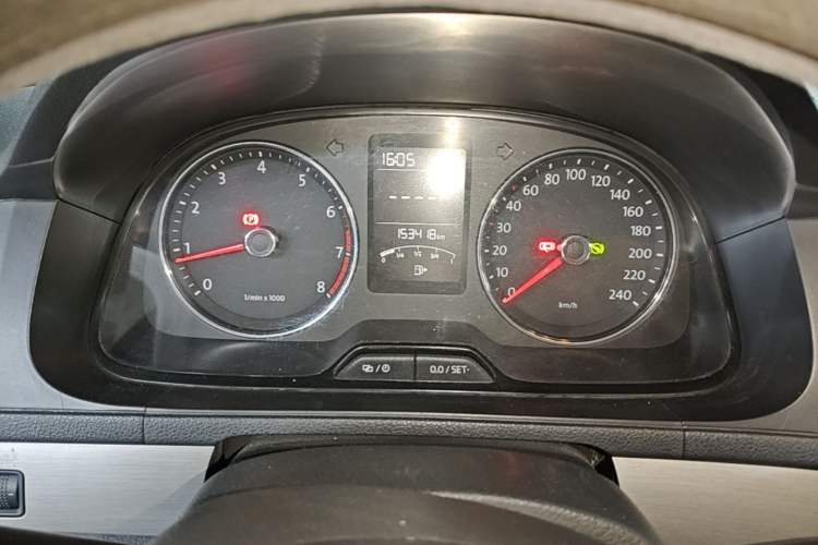 Used Volkswagen Lavida 2013 Restyled Classic 1.6L Automatic Comfort Edition Instrument Cluster