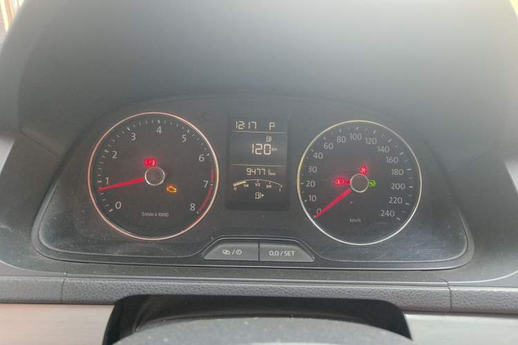 Used Volkswagen Lavida 2013 Restyled Classic 1.6L Automatic Comfort Edition Instrument Cluster
