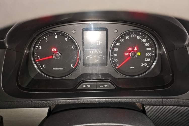 Used Volkswagen Lavida 2013 Restyled Classic 1.6L Automatic Comfort Edition Instrument Cluster