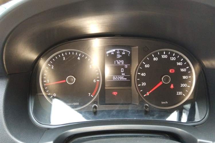 Used Volkswagen Lavida 2013 Classic 1.6L Manual Fashion Edition Instrument Cluster