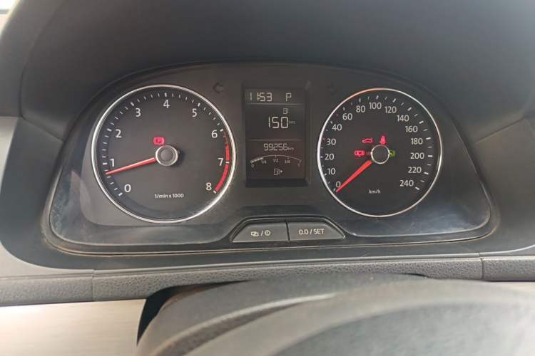 Used Volkswagen Lavida 2013 Revised Version 1.4 TSI DSG Comfort Edition Instrument Cluster
