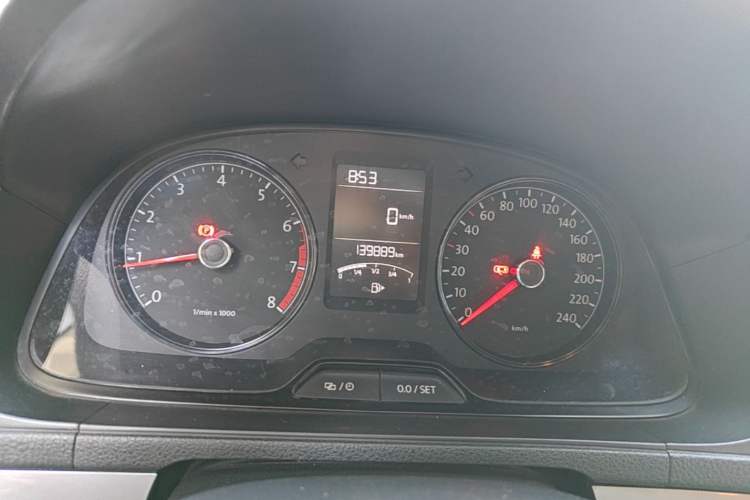 Used Volkswagen Lavida 2013 Revised Classic 1.6L Manual Fashion Edition Instrument Cluster