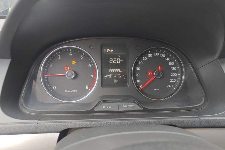 Used Volkswagen Lavida 2013 Restyled Classic 1.6L Manual Comfort Edition Instrument Cluster