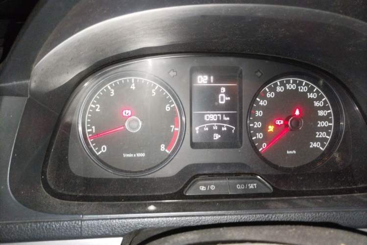 Used Volkswagen Lavida 2013 Revised Classic 1.6L Manual Fashion Edition Instrument Cluster