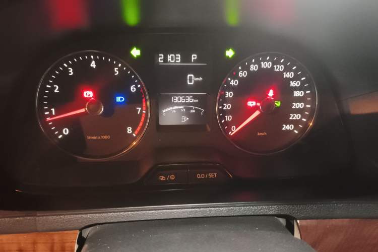 Used Volkswagen Lavida 2013 Restyled Classic 1.6L Automatic Comfort Edition Instrument Cluster