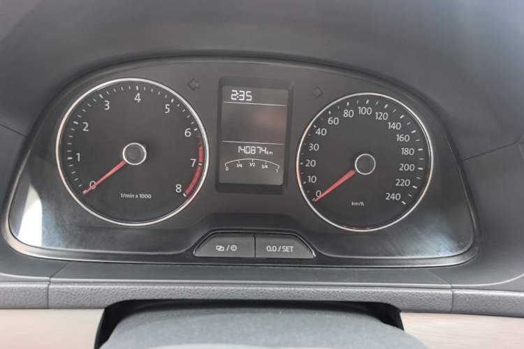 Used Volkswagen Lavida 2013 Restyled Classic 1.6L Automatic Comfort Edition Instrument Cluster