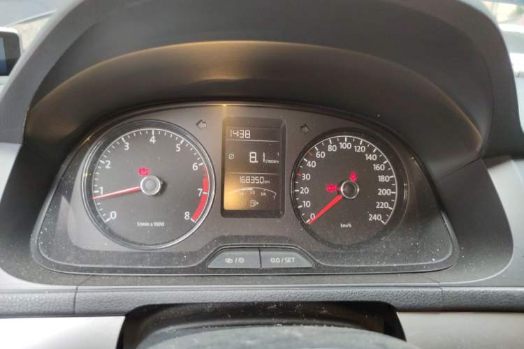 Used Volkswagen Lavida 2013 Revised Classic 1.6L Manual Fashion Edition Instrument Cluster