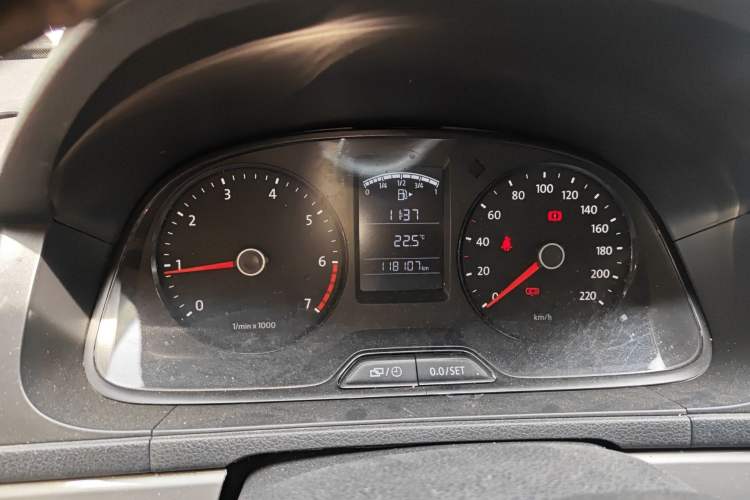 Used Volkswagen Lavida 2013 1.6L Manual Fashion Edition Instrument Cluster