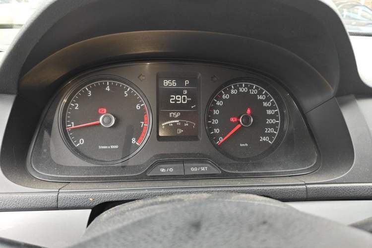 Used Volkswagen Lavida 2013 Revised Classic 1.6L Automatic Fashion Edition Instrument Cluster
