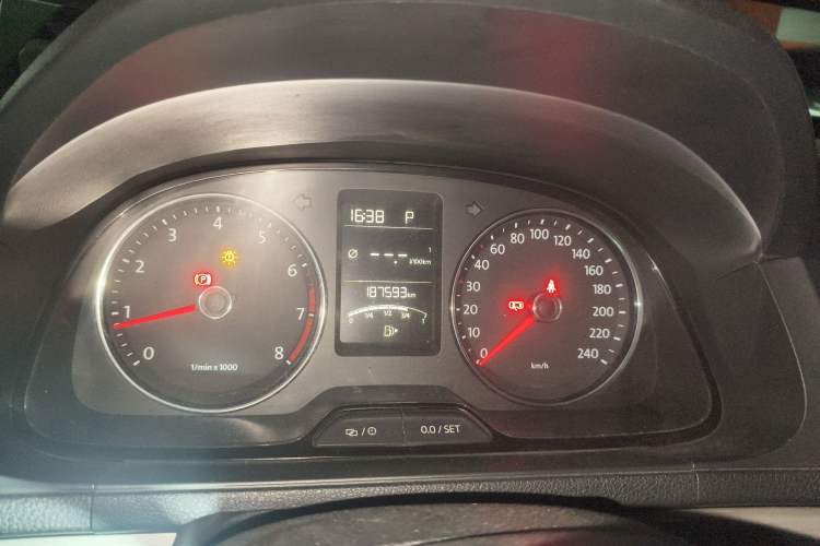 Used Volkswagen Lavida 2013 Restyled Classic 1.6L Automatic Comfort Edition Instrument Cluster