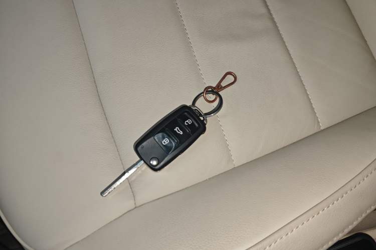 Used Volkswagen Lavida 2013 Revised Version 1.4 TSI DSG Comfort Edition Interior 1