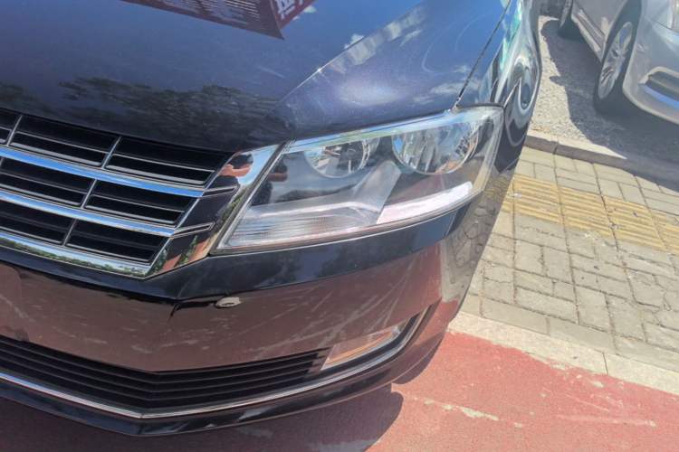 Used Volkswagen Lavida 2013 Restyled Classic 1.6L Manual Comfort Edition Left Front Headlight