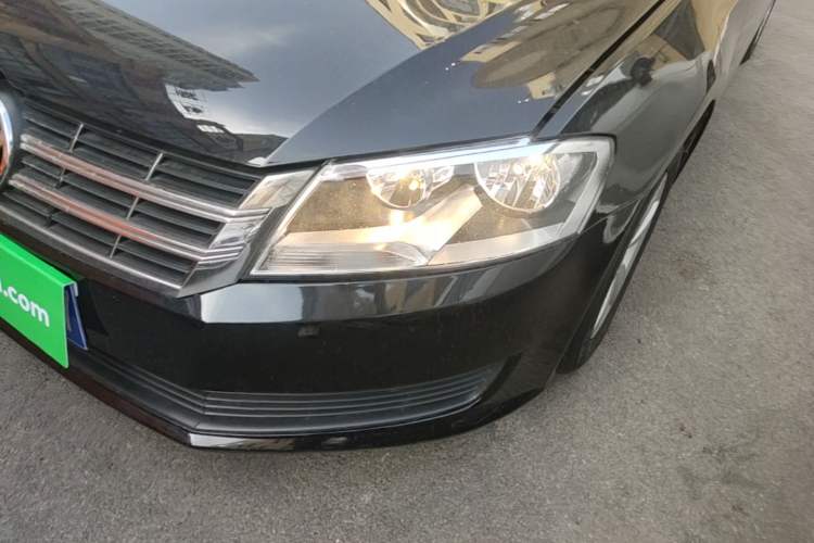 Used Volkswagen Lavida 2013 Revised Classic 1.6L Automatic Fashion Edition Left Front Headlight