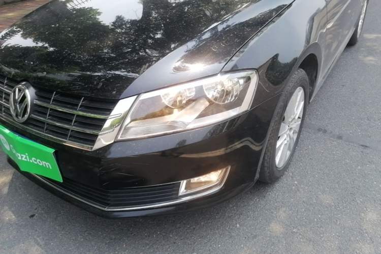 Used Volkswagen Lavida 2013 Restyled Classic 1.6L Automatic Comfort Edition Left Front Headlight