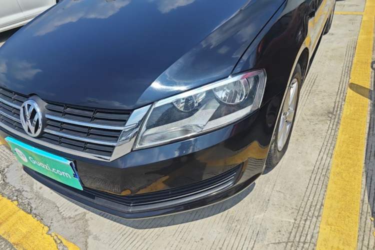 Used Volkswagen Lavida 2013 Revised Classic 1.6L Automatic Fashion Edition Left Front Headlight
