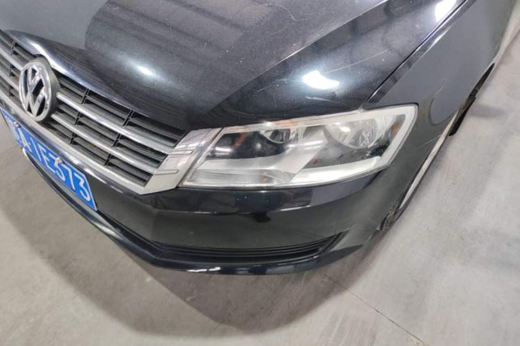 Used Volkswagen Lavida 2013 Revised Classic 1.6L Automatic Fashion Edition Left Front Headlight