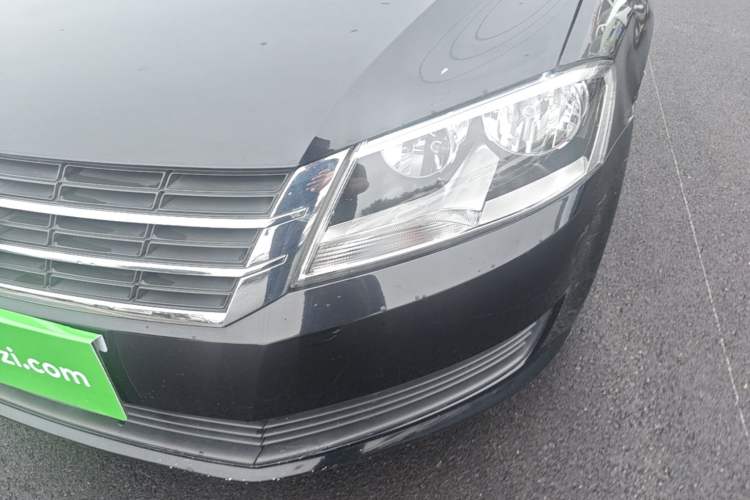 Used Volkswagen Lavida 2013 Revised Classic 1.6L Manual Fashion Edition Left Front Headlight