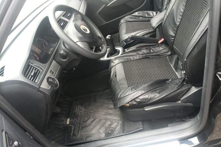 Used Volkswagen Lavida 2013 Revised Classic 1.6L Manual Fashion Edition Left Front Seat